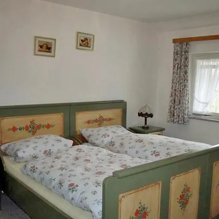 Kastnerhof Farm stay *